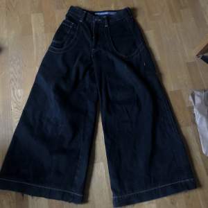 Jnco jeans size 28 x 30 34 inch opening