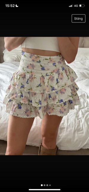 Kjol - Så fin kjol från zara💕 Finns inte kvar att köpa! 