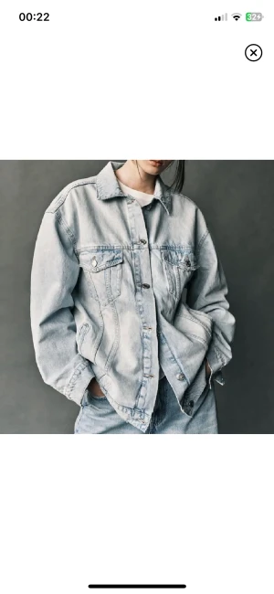 Jeans jacka - Snygg jeans jacka från zara! 