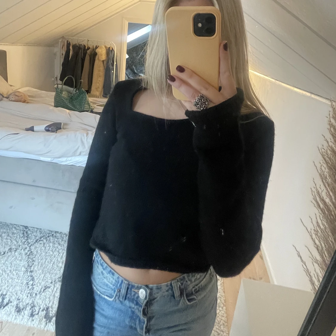 Svart stickad tröja  - 91