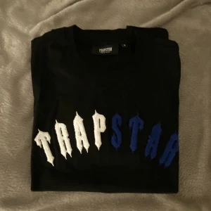 Trapstar T-shirt  - Helt ny och är i nytt skick