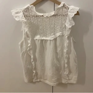 Mango topp - Väldigt snygg topp från mango