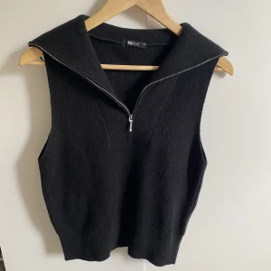 stickad  - superfin stickad tröja som inte kommer till någon användning