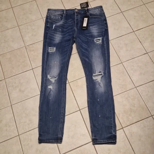 Kings will dream jeans  - Hel nya jeans i storlek 34