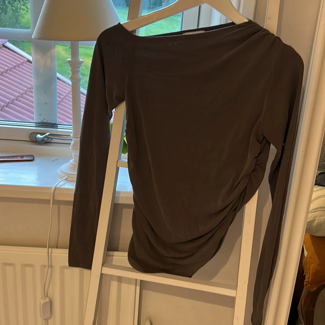 Weekday asymmetric top  - 90