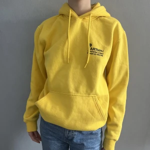 Cool hoodie - Cool hoodie. Inga fläckar eller märken. Knappt använd. Den är från herravdelningen och därför oversize på mig. 