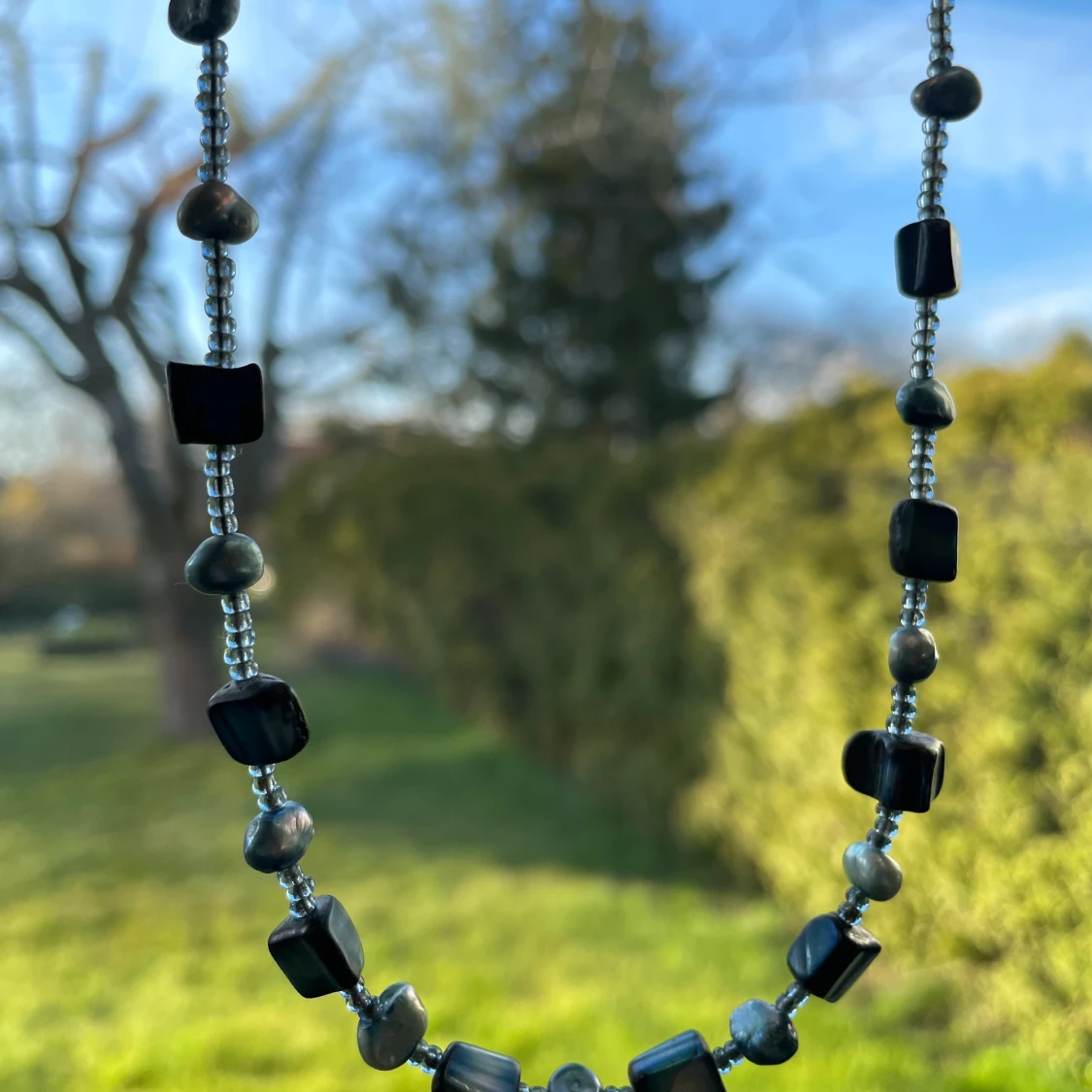 Halsband blåa stenar - 90