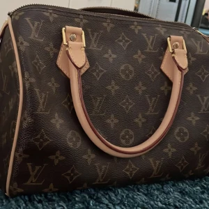 Handväska - Ej äkta 