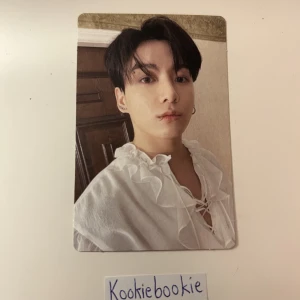 Jungkook photocard  - wts jk pc Tillgänglighet:✅  (säljer hela min kollektion!)💕