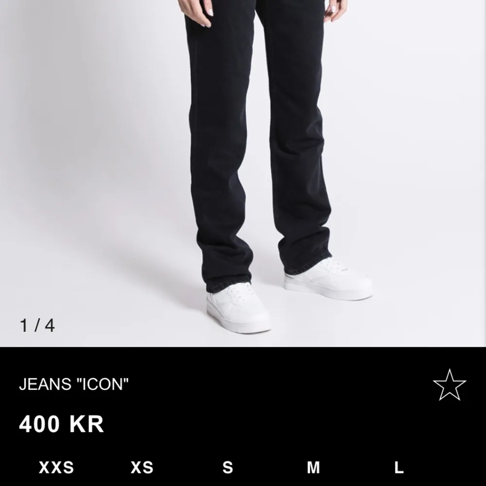 Säljer mina lager 157 jeans i storlek xl mer som l säljer då jag int tycker dom passar mej men dom är fint använda köp via köp nu🫶🏻skriv för egna bilder🫶🏻. Jeans & Byxor.