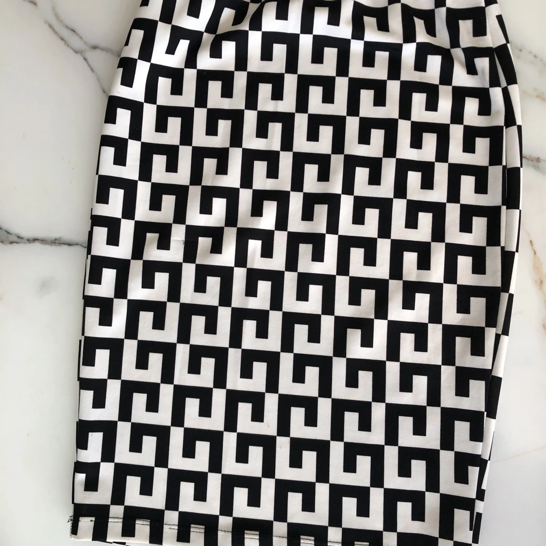 Rutig Midi kjol  - 90