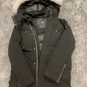 Moose Knuckles jacka  - Skick 10/10 Pris 6000 Strl M/M