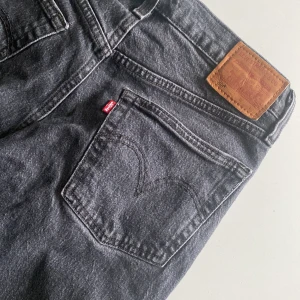 Levis 501 - Super fina Levis jeans i bra skick! 