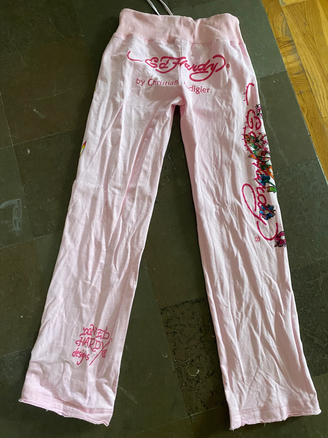Ed hardy sweatpants - 90