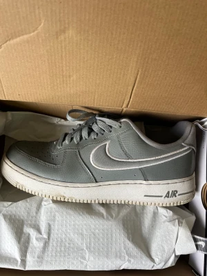 Airforce  - Airforce 1’s i bra skick. Köparen står för eventuell frakt. 🌸