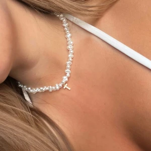 Halsband med bokstav - Halsband med bokstavsberlock! Välj vilken bokstav du vill! Detta halsband ger 5 lotter till Caia tävlingen🫶🏽 199kr