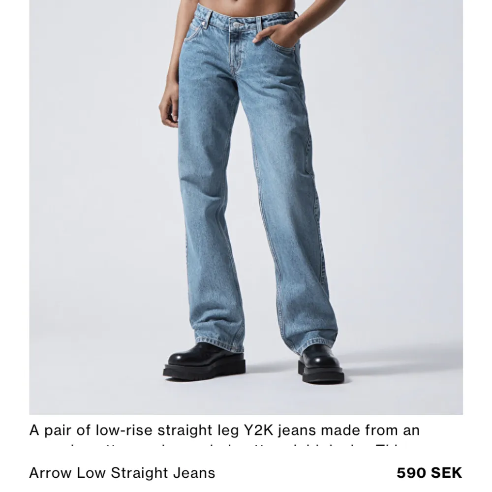 Säljer nu mina Weekday arrow lowaist jeans i färgen Harper. Säljer då de börjar bli försmå. Kom privat för fler bilder/ frågor. Pris kan diskuteras!! . Jeans & Byxor.