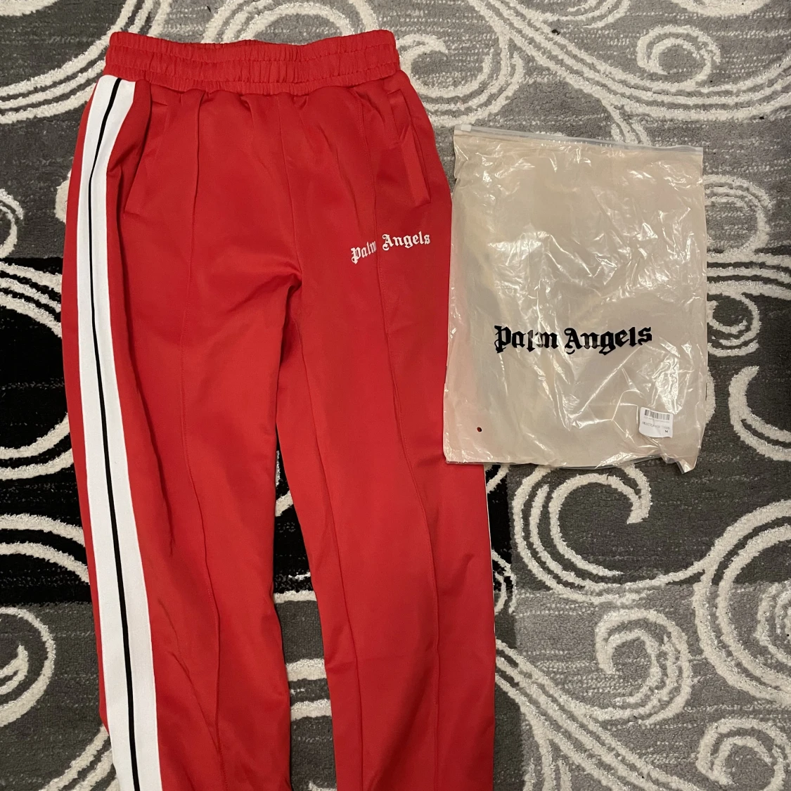 Palm angels byxor (röd)