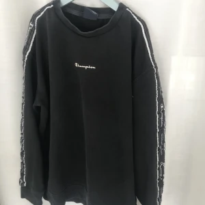 Champion tröja - Champion tröja i nytt skick