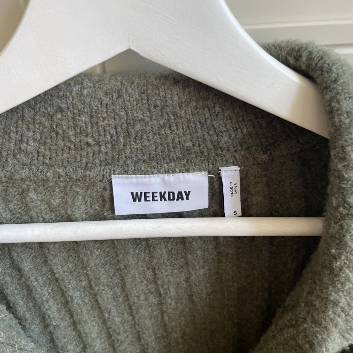 Stickad tröja Weekday - 91