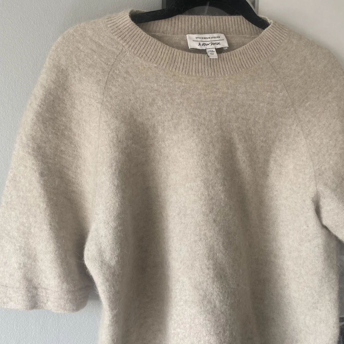 & other stories stickad tshirt🖤 - 91