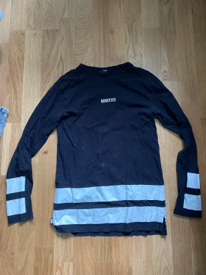 Black shirt - Good condition 