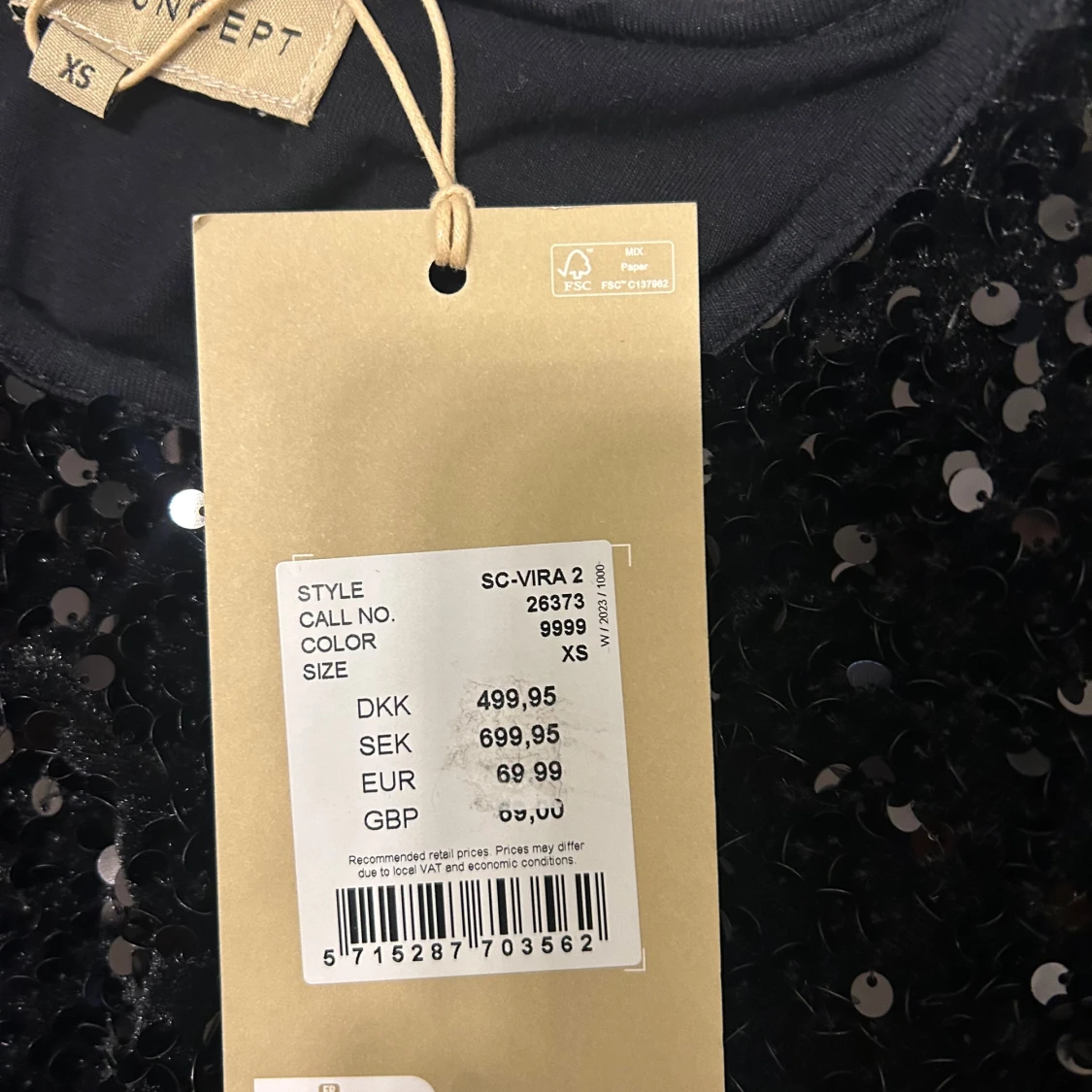 Svart glitter klänning  - 1