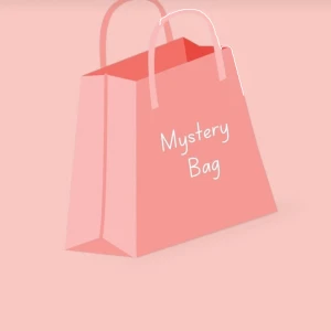 Mystery bag - Jag sätter ihop en egen mystery bag med bla kläder, nagel grejer, hårvård eller smink eller skönhet. Du bestämmer själv vad du vill betala men mellan 25-350 kr, det väljer man helt själv! Värdet inuti kommer alltid vara mycket mer än vad du betalar för! Du skriver till mig vilket eller vilka teman du vill ha.💗