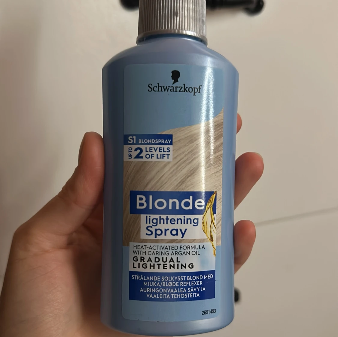 Schwarzkopf Blonde Lightening Spray - 1