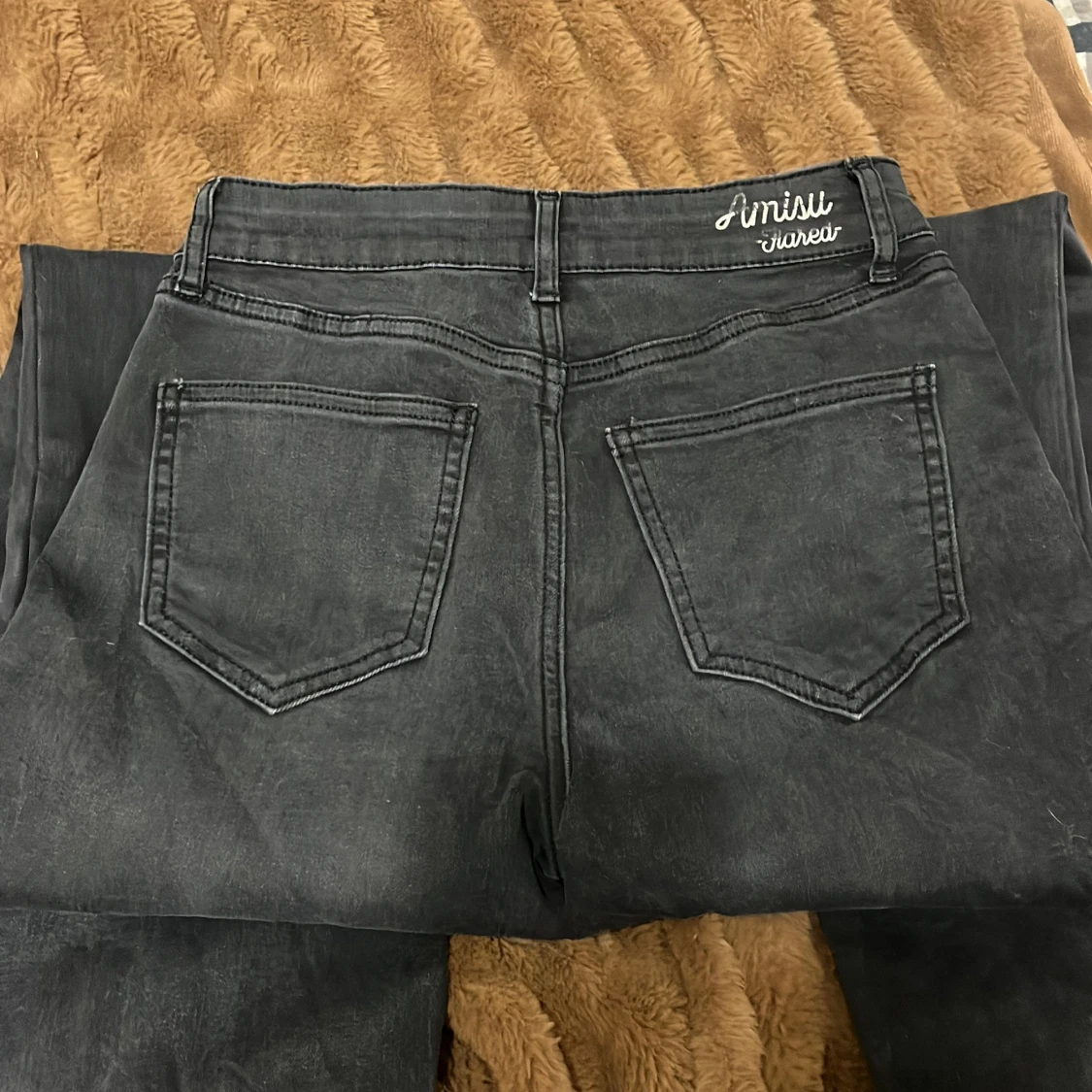 Svarta bootcut jeans från Amisu - 3