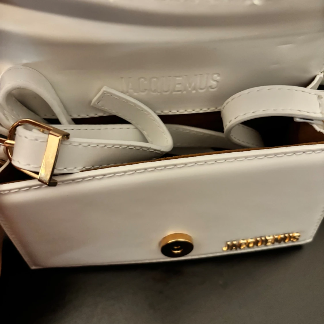  Vit handväska i Jacquemus-inspirerad stil - 2