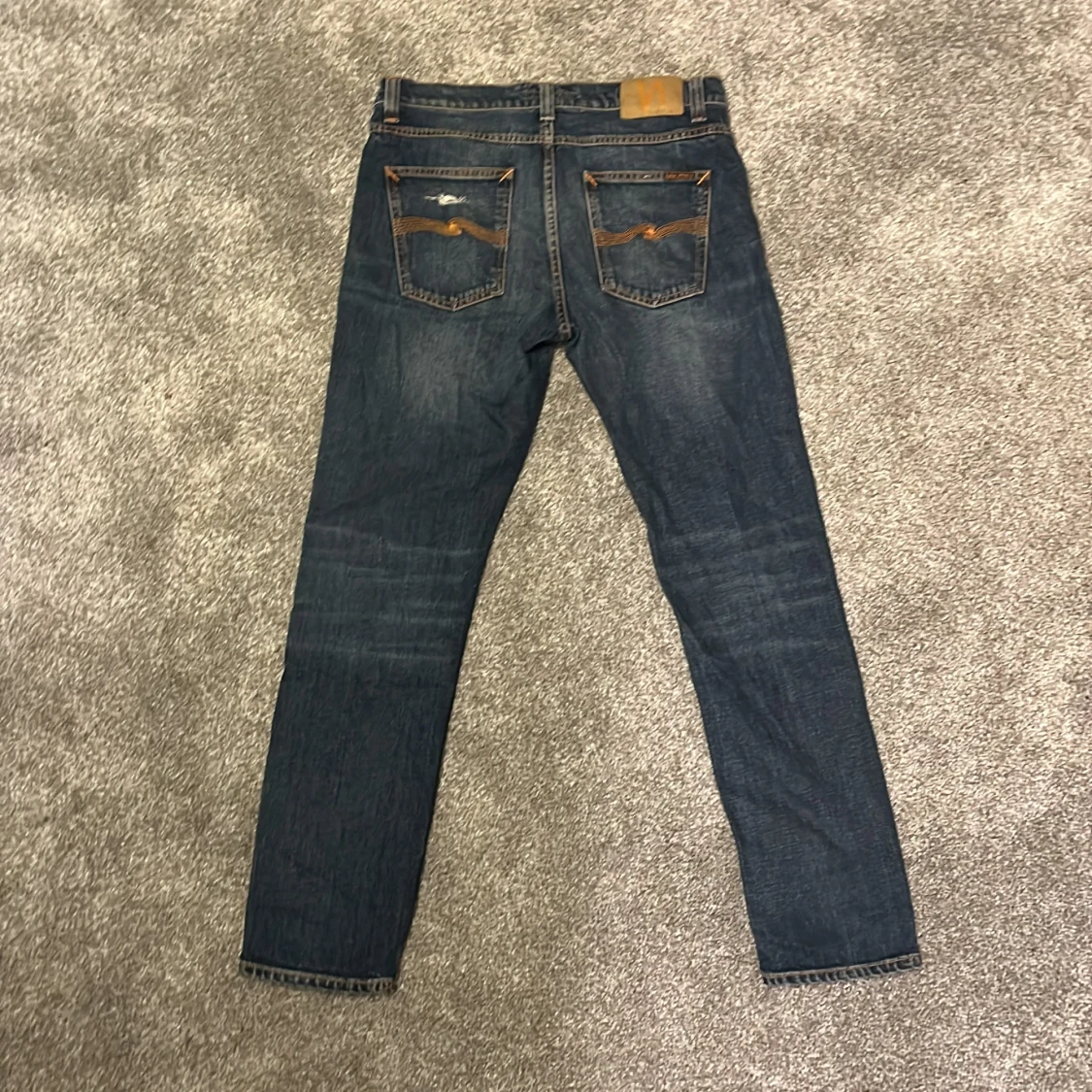 Mörkblå jeans från Nudie Jeans Co - 1