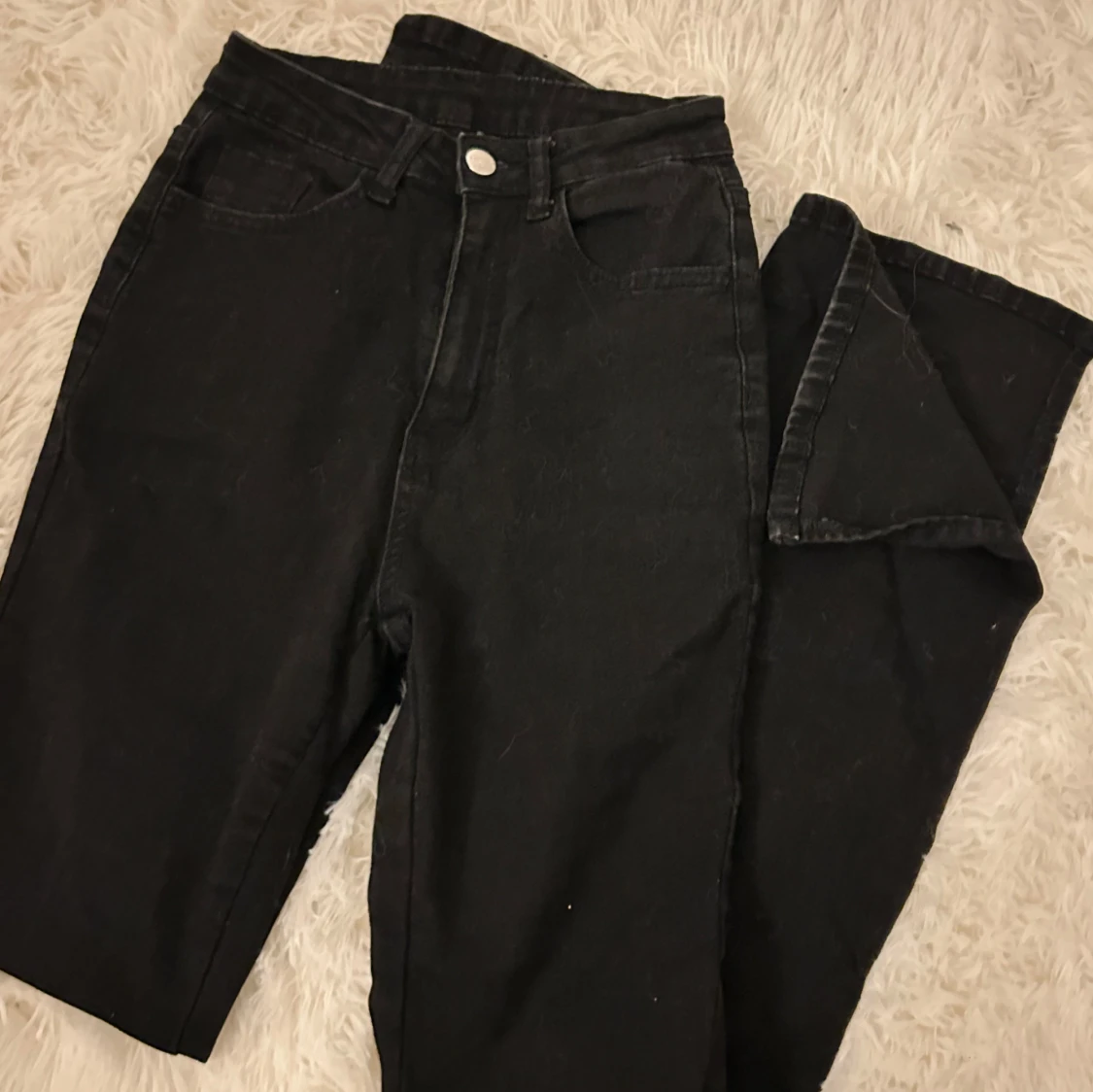 Svarta bootcut jeans med slits - 3