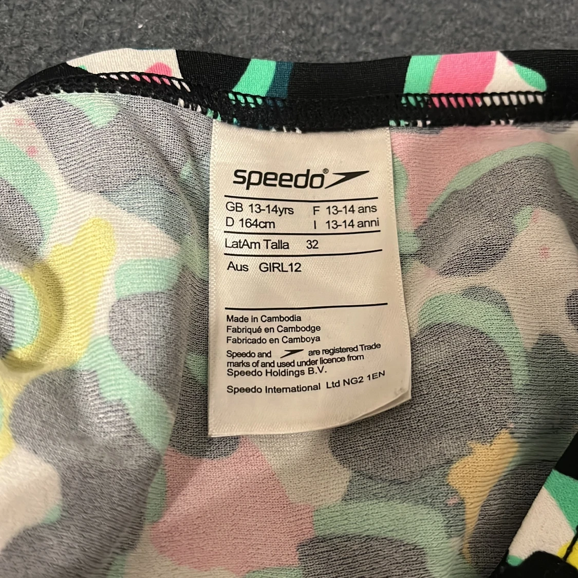 Leopardmönstrad bikini från Speedo - 2