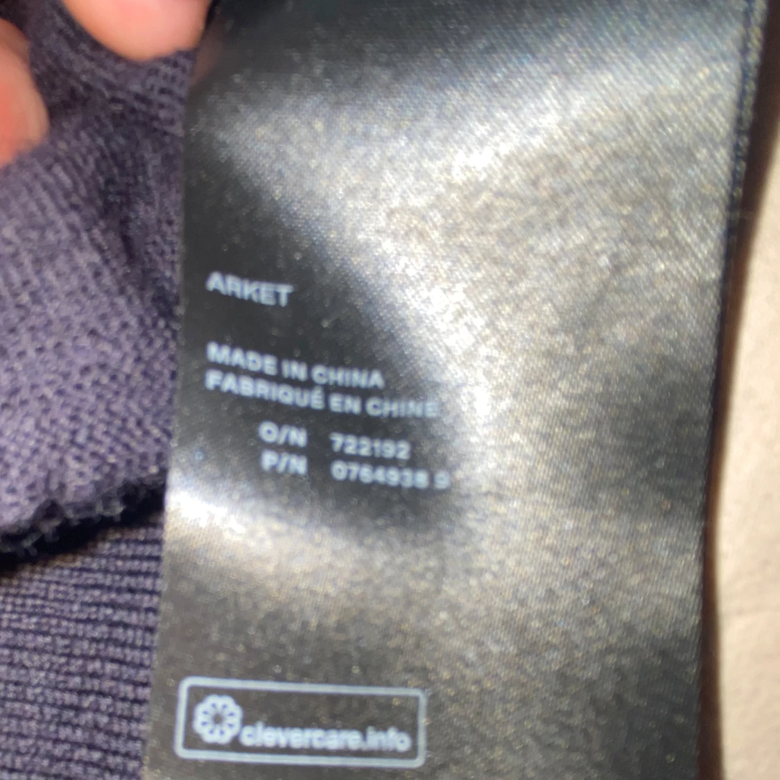 Marinblå pikétröja från Arket - 3