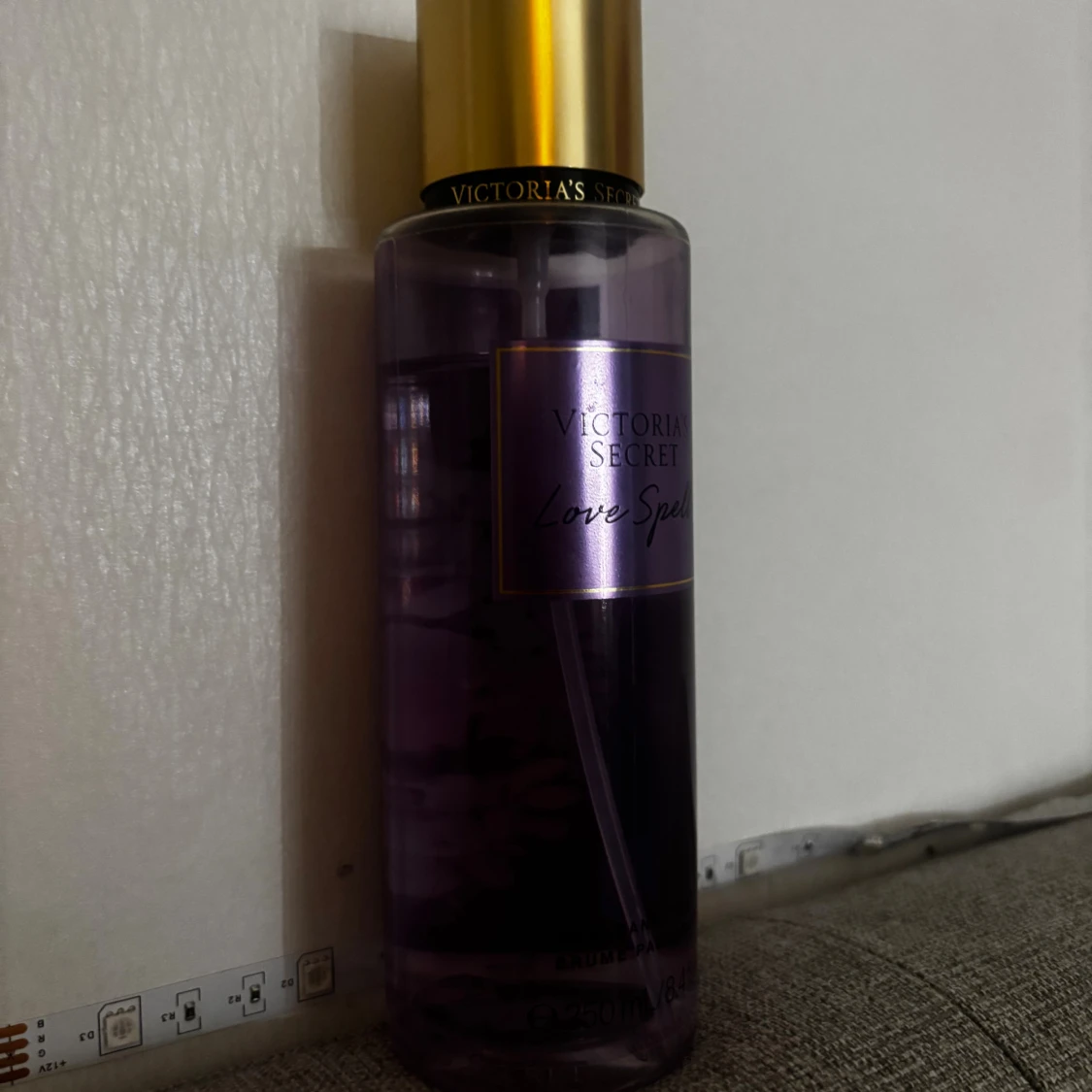 Victoria's Secret Love Spell mist - 1