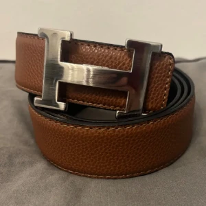 H-bälte - H-bälte, kom dm för frågor, pris kan diskuteras. 