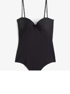 Hm body - Söker denhär bodyn från hm i 75b💕