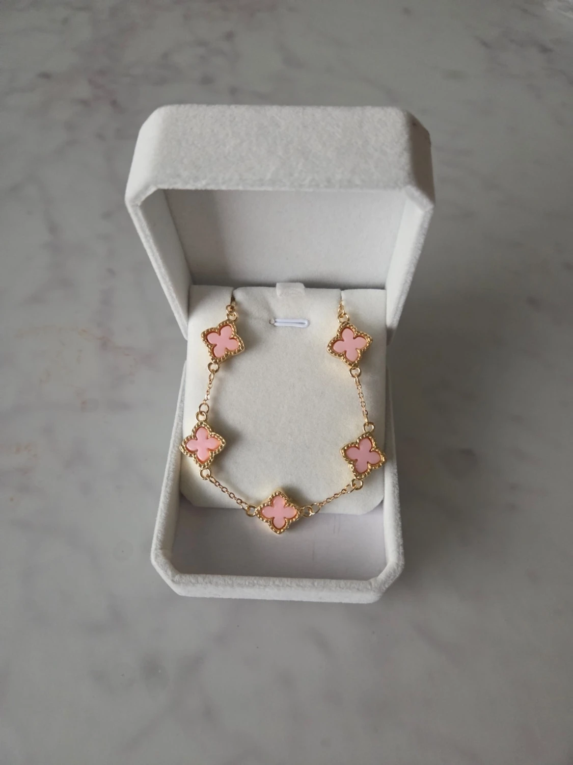 Armband med rosa klöver - 2