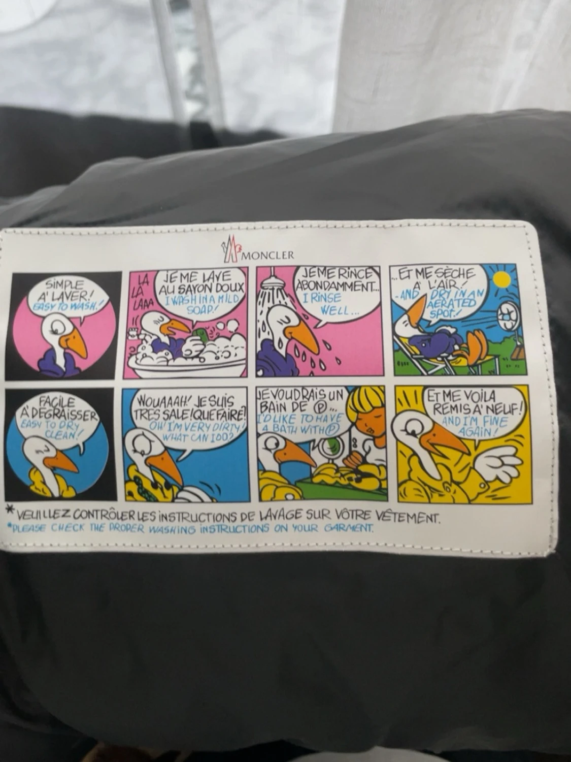 Svart pufferjacka från Moncler - 5