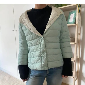 Fin jacka - Jättefin Herno liknande jacka! Köpte second hand för 450 kr, bra skick💕💕