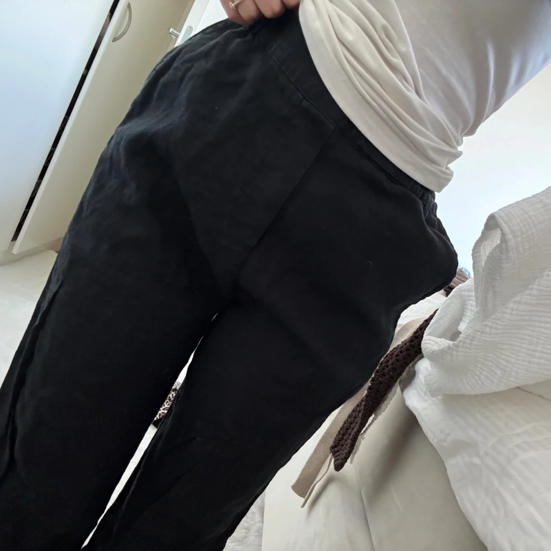 Svarta linnebyxor från Lindex Bella