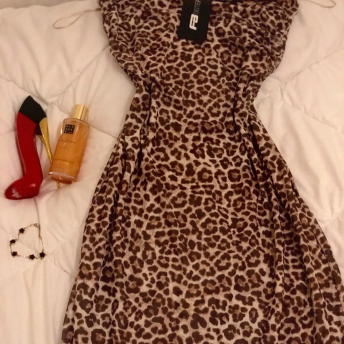 Leopardmönstrad långklänning