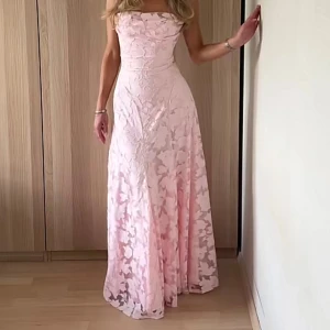 Ljusrosa långklänning  - Jätte fin passar ej💕