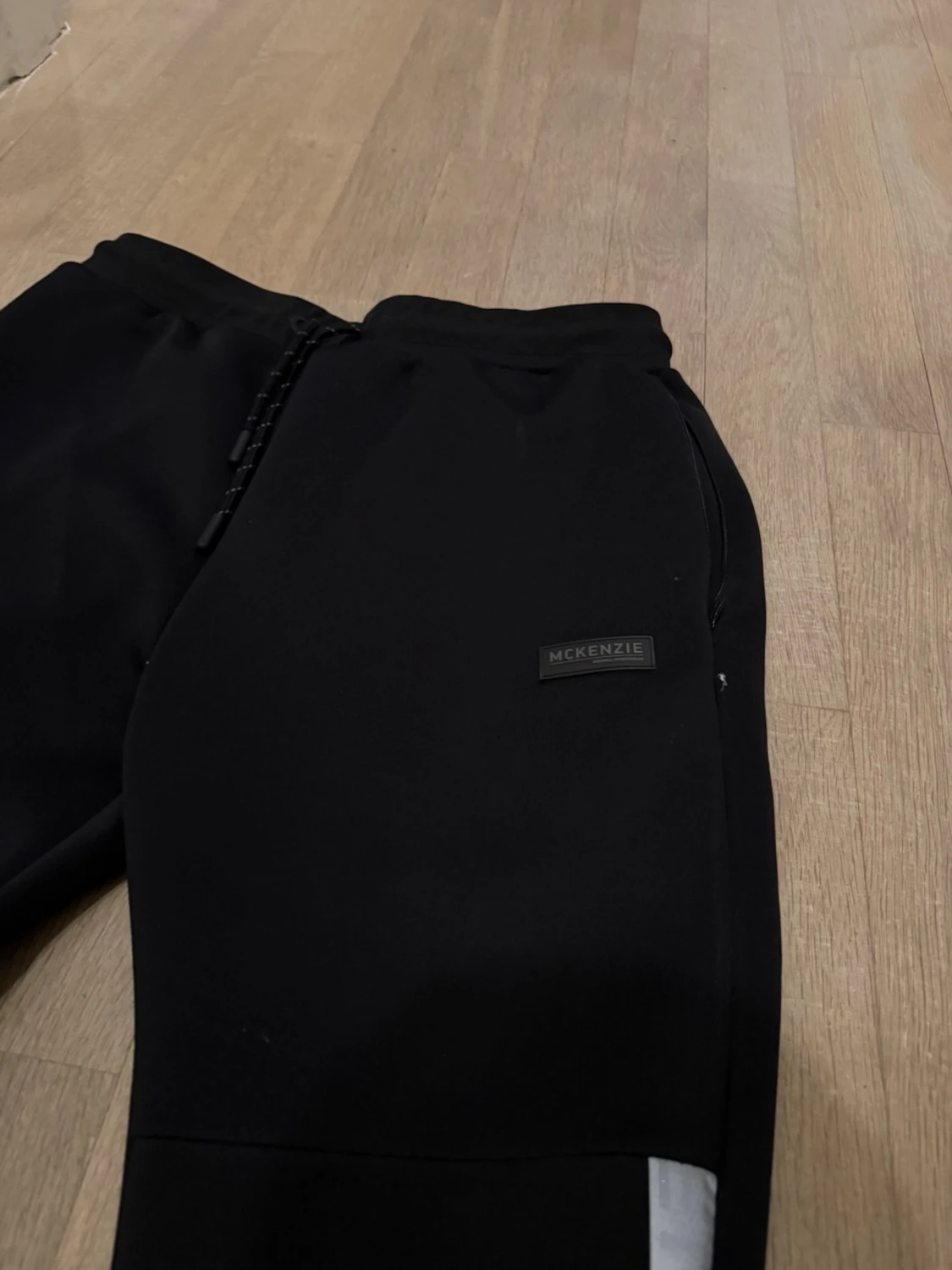 Svarta mjukisbyxor McKenzie L - 1