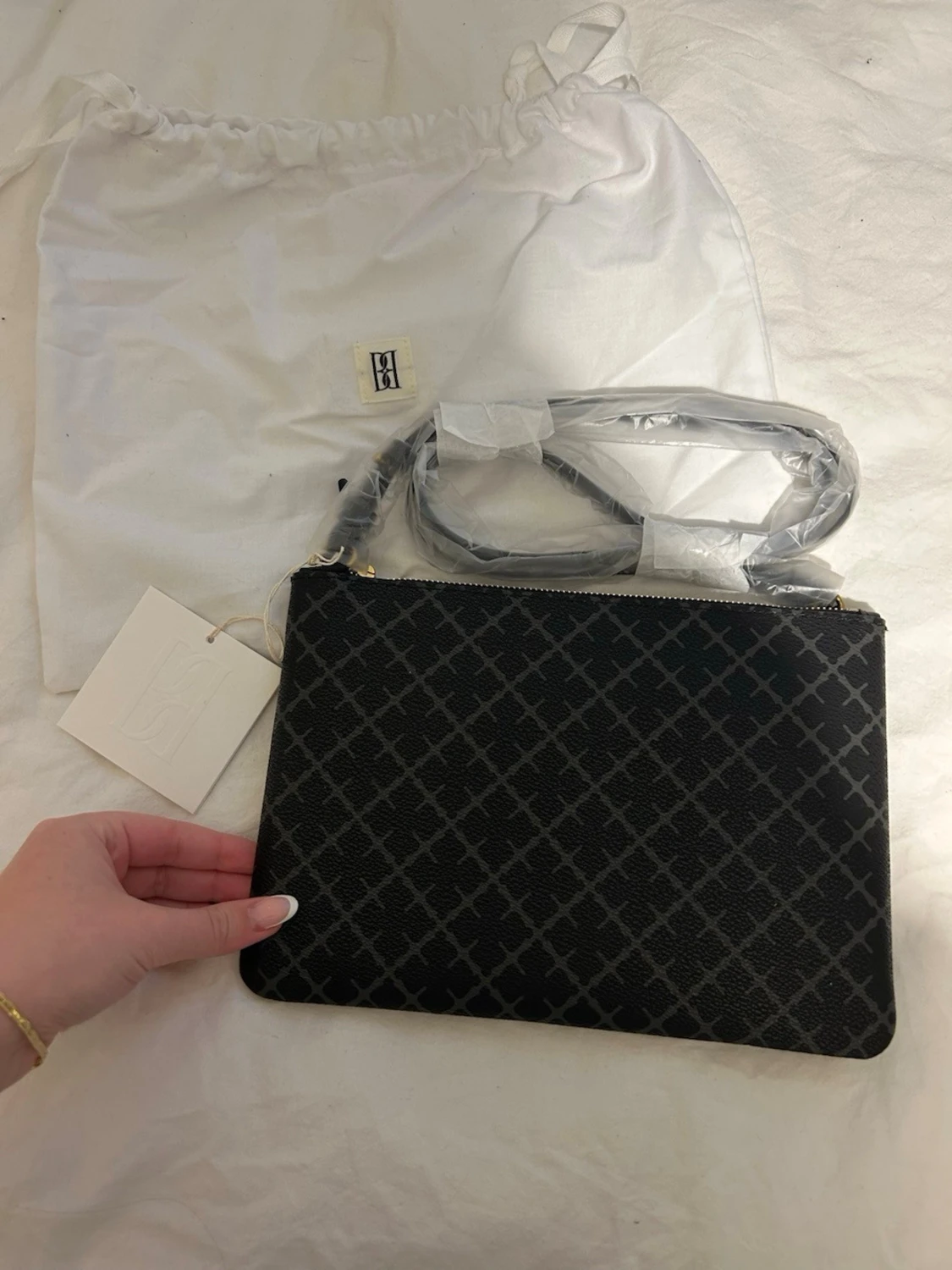 Svart axelväska från By Malene Birger - 3