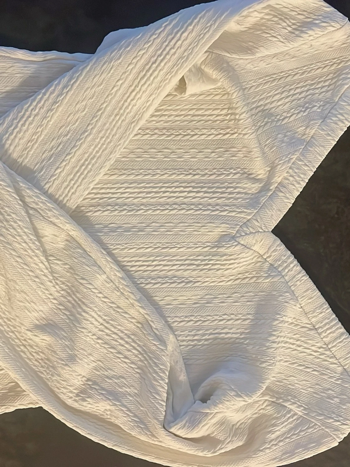 Vit ribbad stickad topp från SHEIN