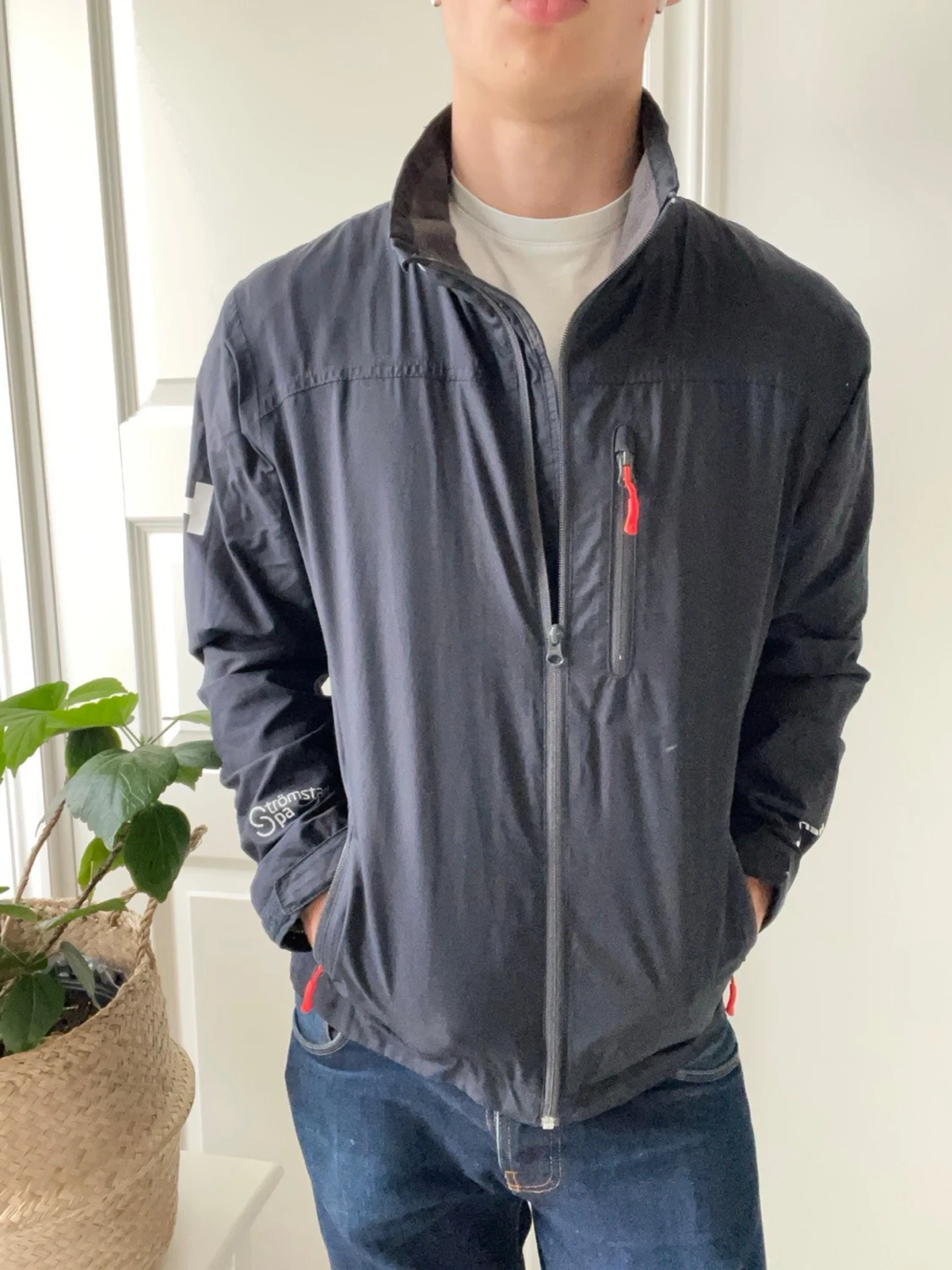 Helly Hansen vindjacka  - 4