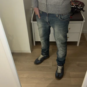 Selvege Nudie Jeans - Skit feta Selvege jeans. Finns inte att köpa längre. Inga defekter 