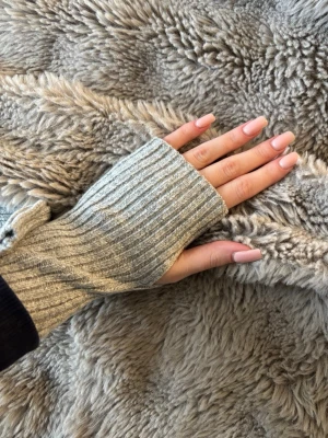 Handledsvärmare - Helt nya handledsvärmare/torgvantar från H&M